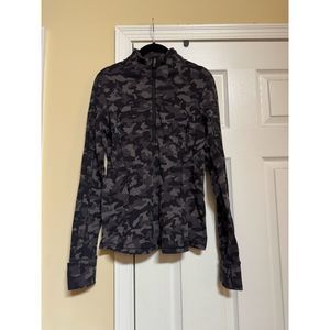 Lululemon Run Briskly 1/2 Zip Camo